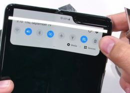 Galaxy Fold có chi phí sửa màn hình lên đến... 14 triệu đồng