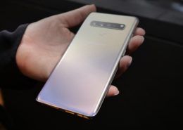 Rò rỉ hình ảnh mới cho thấy Galaxy S11 sẽ có pin "khủng"?