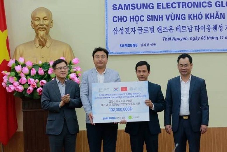 Samsung Việt Nam hỗ trợ cho 3500 học sinh khó khăn tại Thái Nguyên