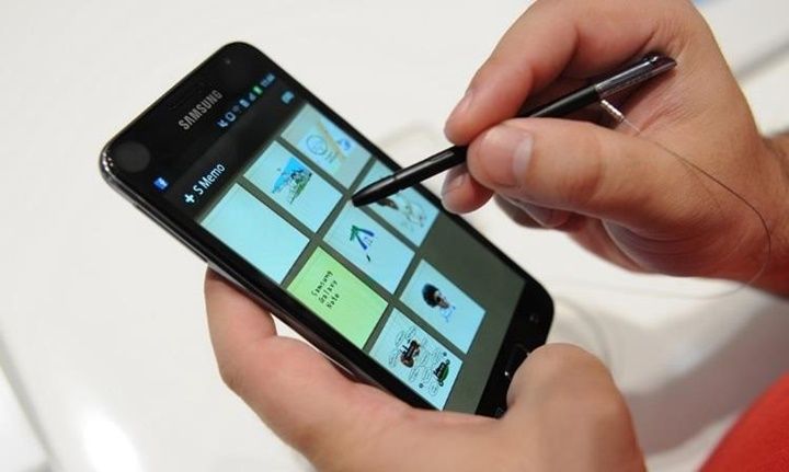 Chiếc bút nhỏ, màn hình to - Sự khác biệt và "quyền lực" Galaxy Note 1