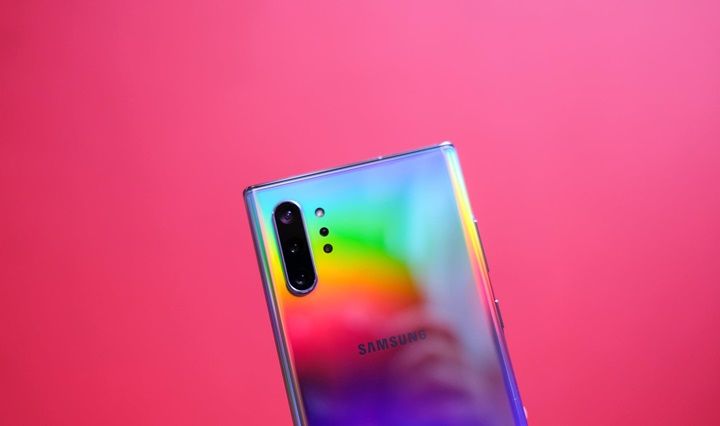 Dùng Galaxy Note 10+ tôi thấy Apple đối xử quá tệ với người dùng