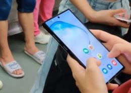Samsung Galaxy Note 10+ lộ video hoạt động thực tế trên tay người dùng