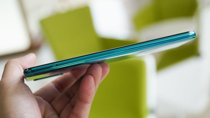 Trên tay nhanh Galaxy A50s đầu tiên tại Việt Nam: Bản nâng cấp của 'huyền thoại' Galaxy A50
