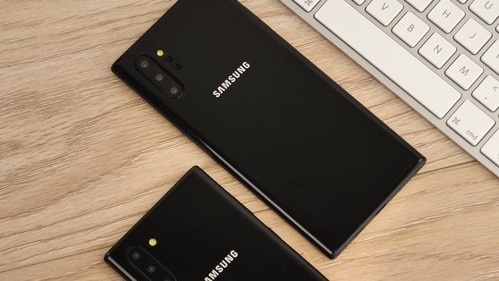 Trên tay "mô hình" Samsung Galaxy Note 10 và Note 10+ 2