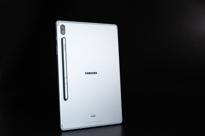 Khui hộp Samsung Galaxy Tab S6: Mỏng, nhẹ và nhiều tính năng tuyệt vời!