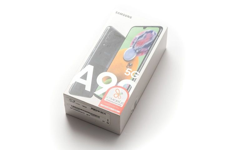 Trên tay Samsung Galaxy A90 5G: Tiệm cận flagship