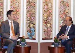 Thủ tướng Nguyễn Xuân Phúc đề nghị Samsung xây dựng nhà máy sản xuất chip ở Việt Nam