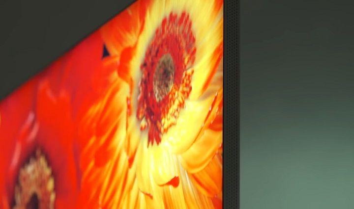 Cận cảnh chiếc TV không viền của Samsung: Thiết kế cực kỳ ấn tượng, tỷ lệ màn hình 99%, chỉ mỏng 14,9mm