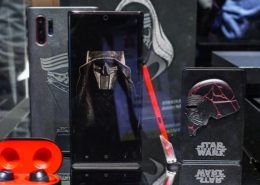 Cận cảnh Galaxy Note10+ phiên bản đặc biệt dành riêng cho fan Star Wars