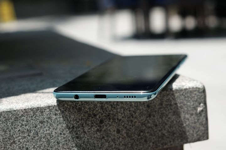 Chi tiết Galaxy A71 mới ra mắt: Snapdragon 730, camera 64MP, pin 4.500 mAh, giá 10,5 triệu