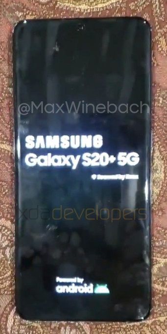 Rò rỉ ảnh thật Samsung Galaxy S20+, xác nhận tên chính thức và cụm camera