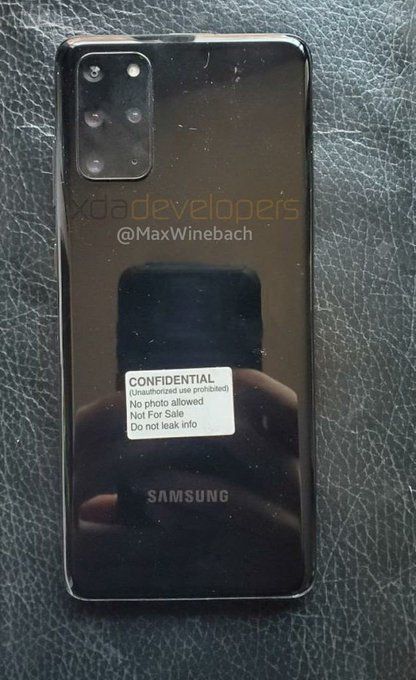 Rò rỉ ảnh thật Samsung Galaxy S20+, xác nhận tên chính thức và cụm camera