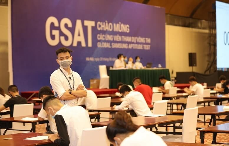 Hơn 2.000 cử nhân tham gia kỳ thi tuyển dụng GSAT của Samsung Việt Nam