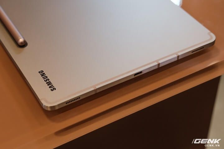 Ảnh thực tế Galaxy Tab S7 tại VN: Màn hình 120Hz, Snapdragon 865+, Samsung DeX không dây