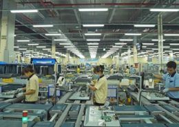 Nikkei: Samsung sẽ chuyển một phần nhà máy sản xuất TV từ Trung Quốc về Việt Nam