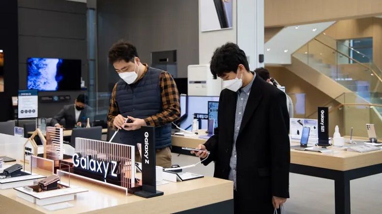 Samsung giành lại ngôi vương smartphone từ tay Apple