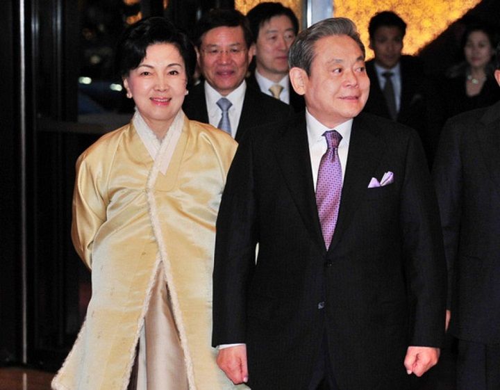 Vợ cố chủ tịch Samsung trở thành người phụ nữ giàu nhất Hàn Quốc sau khi nhận thừa kế 7 tỷ USD