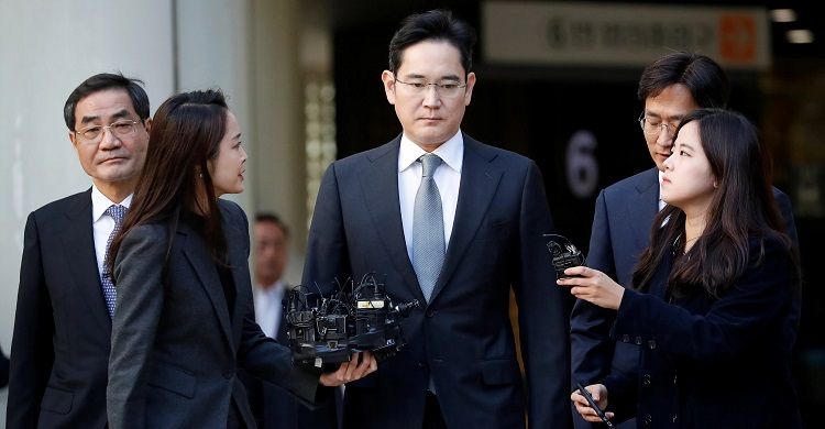 Hàng trăm doanh nghiệp Mỹ kiến nghị Tổng thống Hàn Quốc ân xá cho "thái tử" Samsung