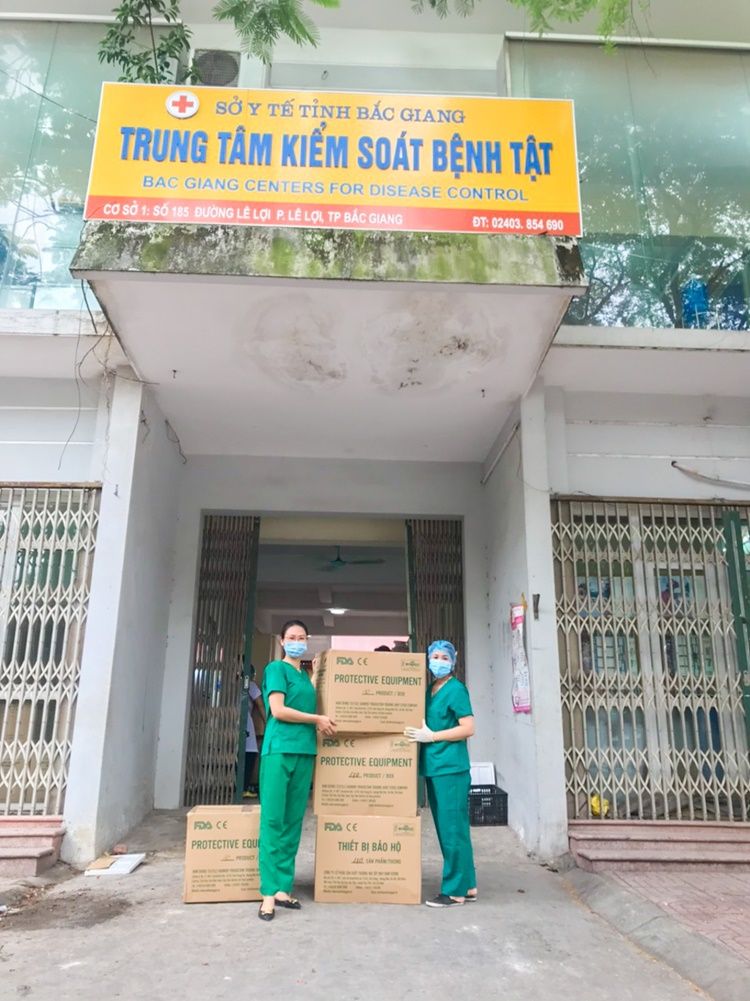Samsung Việt Nam ủng hộ tỉnh Bắc Giang vật tư và thiết bị y tế trị giá 6 tỷ đồng phòng chống dịch COVID-19